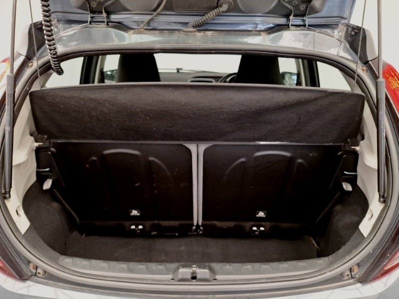 Used Toyota AYGO 2021 for sale - 76321437: Photo 8