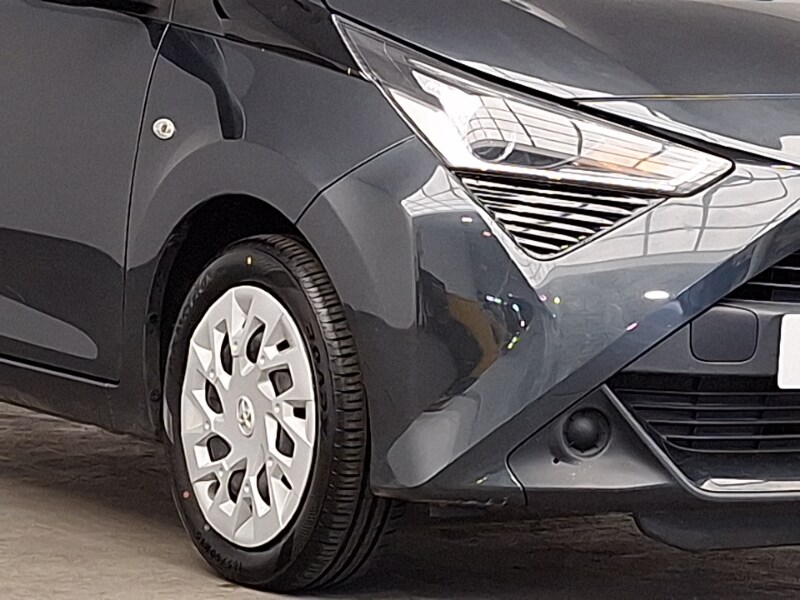 Used Toyota AYGO 2021 for sale - 76321437: Photo 9