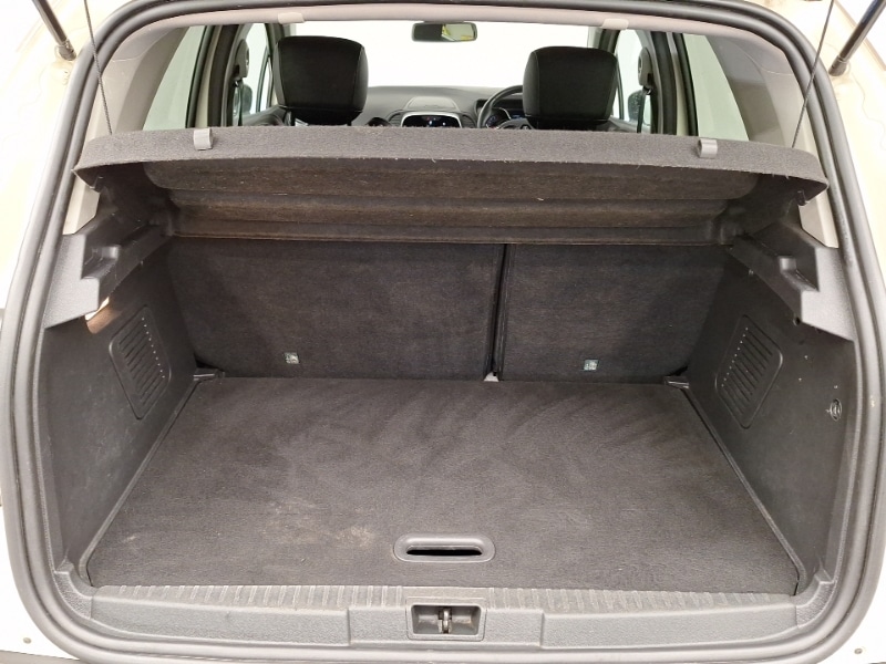 Used Renault Captur 2017 for sale - 76947317: Photo 8