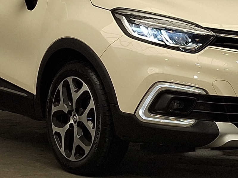 Used Renault Captur 2017 for sale - 76947317: Photo 9