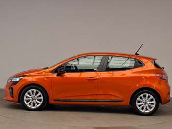 Used Renault Clio 2024 for sale - 74475928: Photo