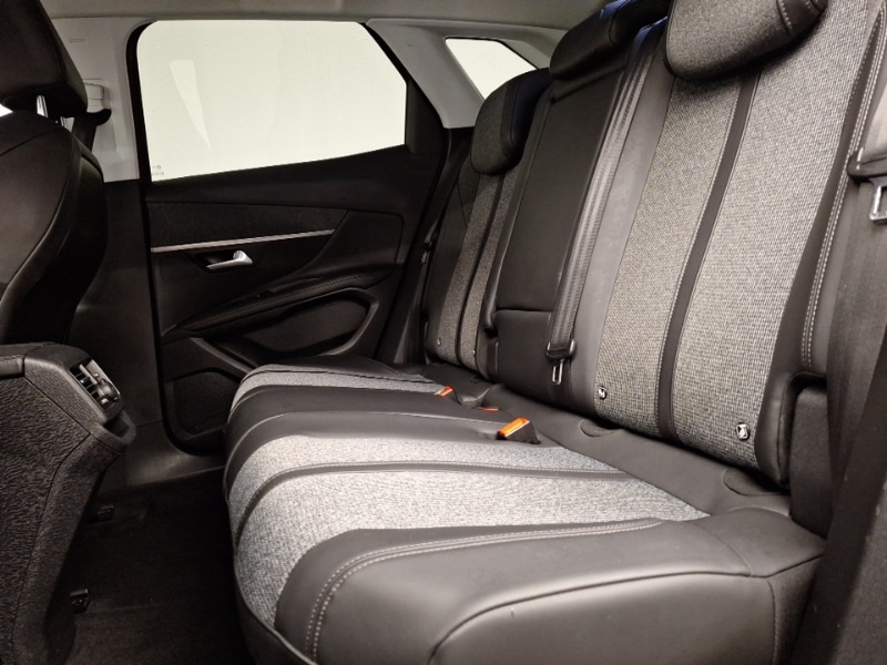 Used Peugeot 3008 2018 for sale - 76560567: Photo 6