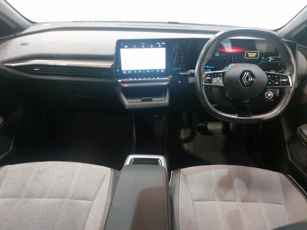 Used Renault Megane E Tech 2023 for sale - 76221461: Photo 2