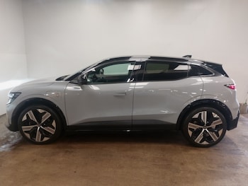 Used Renault Megane E Tech 2023 for sale - 76221461: Photo 4