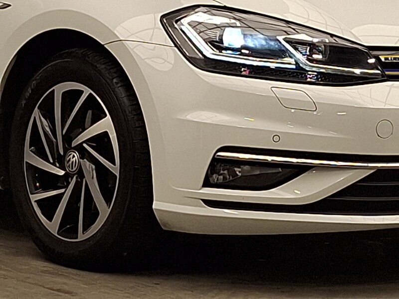 Used Volkswagen Golf 2019 for sale - 77433842: Photo 9