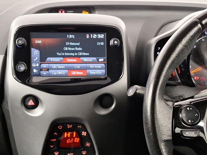 Used Toyota AYGO 2019 for sale - 76602608: Photo 10