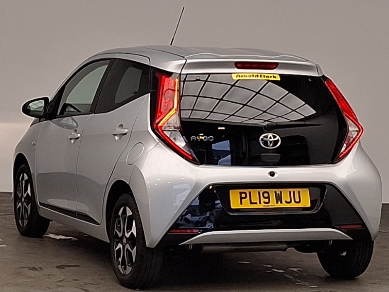 Used Toyota AYGO 2019 for sale - 76602608: Photo 3