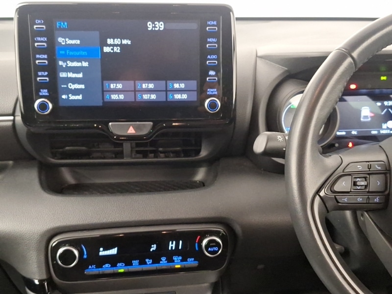 Used Toyota Yaris 2023 for sale - 77568880: Photo 10