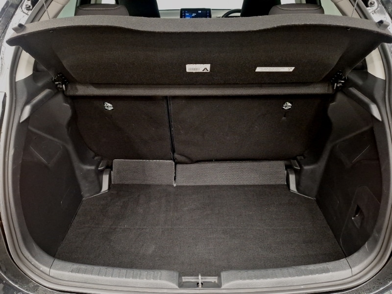 Used Toyota Yaris 2023 for sale - 77568880: Photo 8