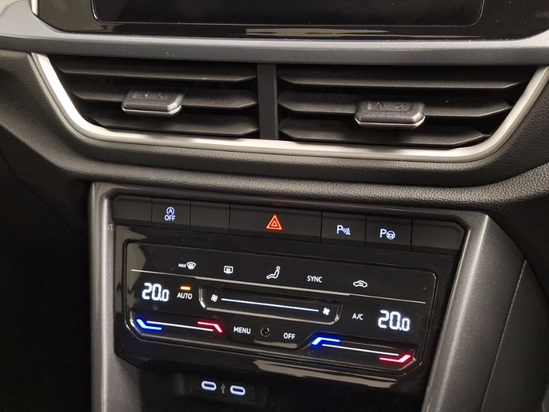 Used Volkswagen T-Roc 2023 for sale - 78147310: Photo 15