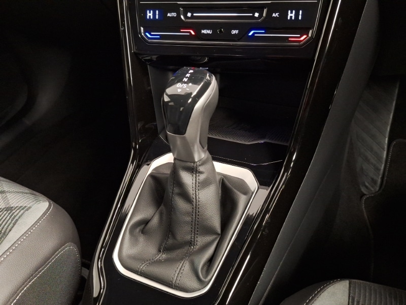 Used Volkswagen T-Roc 2025 for sale - 77119077: Photo 16