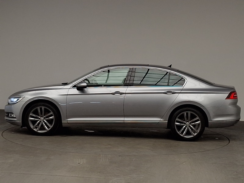 Used Volkswagen Passat 2018 for sale - 76493558: Photo 4