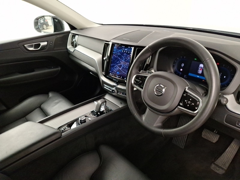 Used Volvo XC60 2023 for sale - 77439492: Photo 11