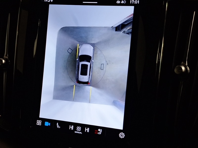 Used Volvo XC60 2023 for sale - 77439492: Photo 12