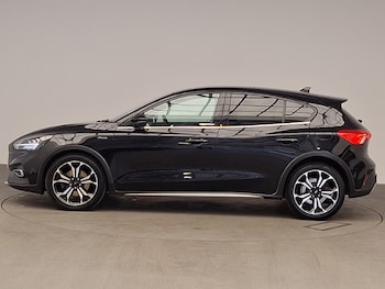 Used Ford Focus 2020 for sale - 75622232: Photo