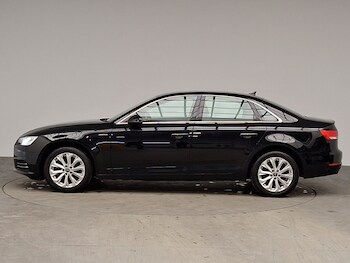 Used Audi A4 2018 for sale - 77357973: Photo