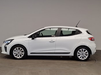 Used Renault Clio 2025 for sale - 78693257: Photo