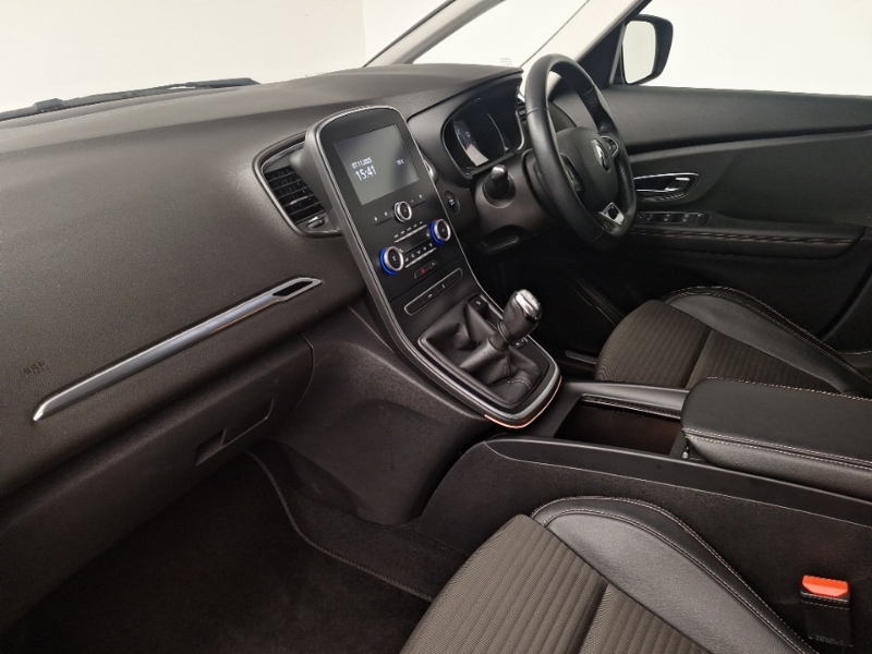 Used Renault Scenic 2017 for sale - 76602692: Photo 5