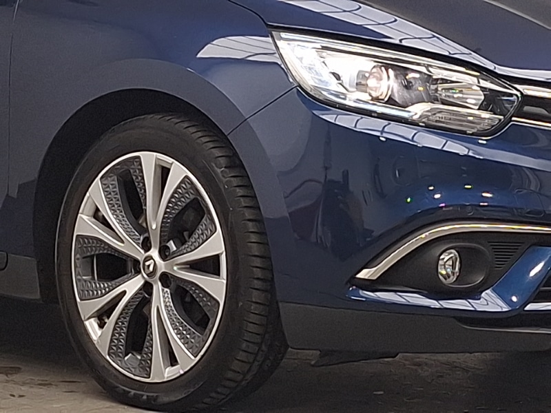 Used Renault Scenic 2017 for sale - 76602692: Photo 9