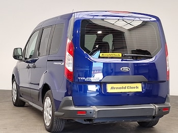Used Ford Tourneo Connect 2016 for sale - 79549900: Photo