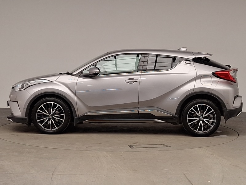 Used Toyota C-HR 2017 for sale - 77652381: Photo 4