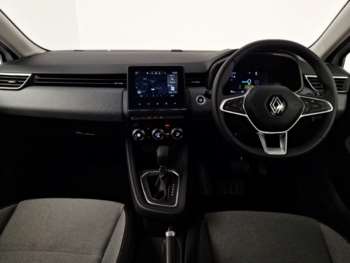 Used Renault Clio 2024 for sale - 74636430: Photo