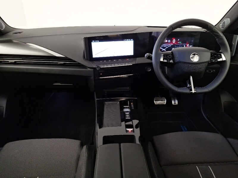 Used Vauxhall Astra 2024 for sale - 76311485: Photo 2