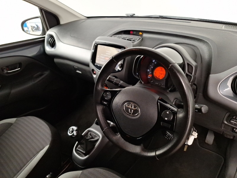 Used Toyota AYGO 2018 for sale - 77907605: Photo 11