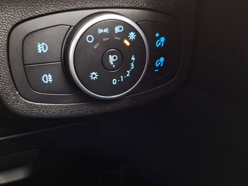 Used Ford Fiesta 2019 for sale - 77907639: Photo 16