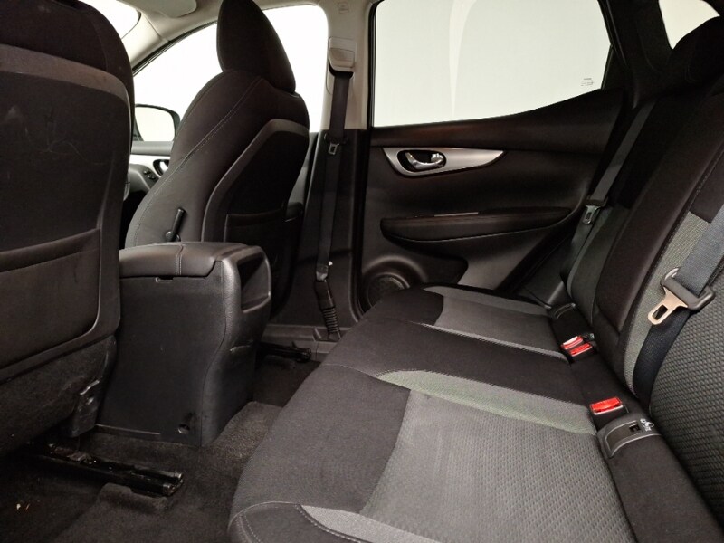 Used Nissan Qashqai 2018 for sale - 77947823: Photo 6