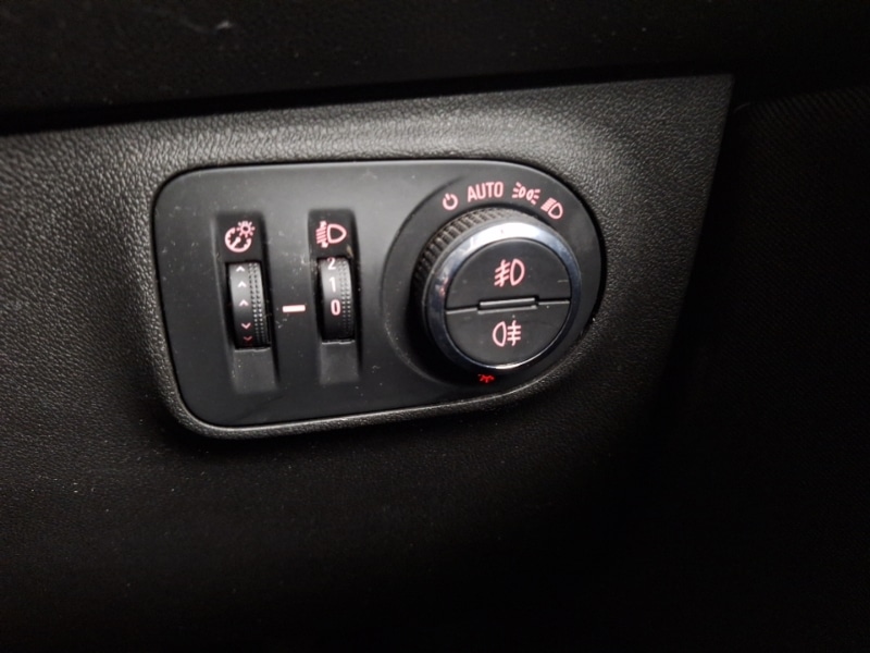 Used Vauxhall Corsa 2017 for sale - 77731485: Photo 17