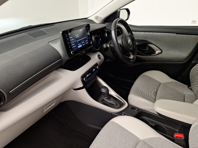 Used Toyota Yaris 2021 for sale - 76897582: Photo 5