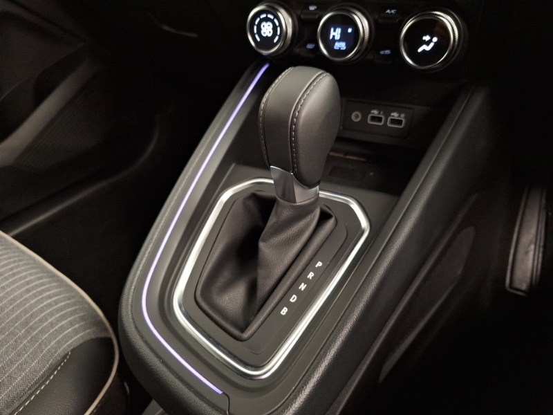 Used Renault Clio 2024 for sale - 76465179: Photo 16