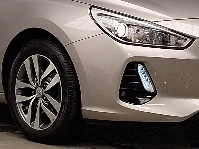 Used Hyundai i30 2018 for sale - 77690042: Photo 9