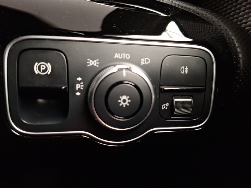 Used Mercedes-Benz A-Class 2019 for sale - 76947321: Photo 19