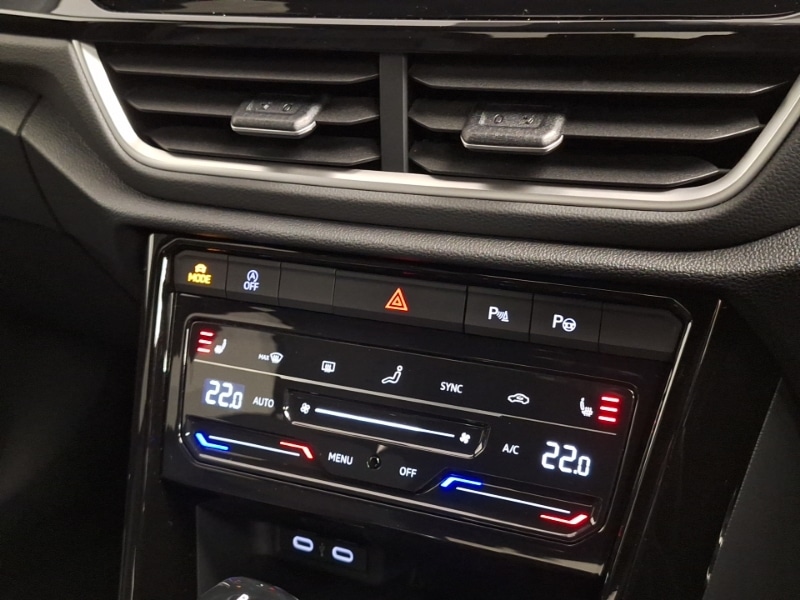 Used Volkswagen T-Roc 2025 for sale - 77114521: Photo 13