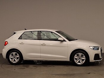 Used Audi A1 2022 for sale - 77815513: Photo