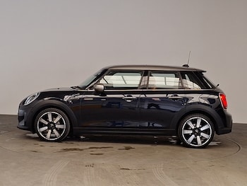 Used MINI Hatch 2023 for sale - 78670036: Photo