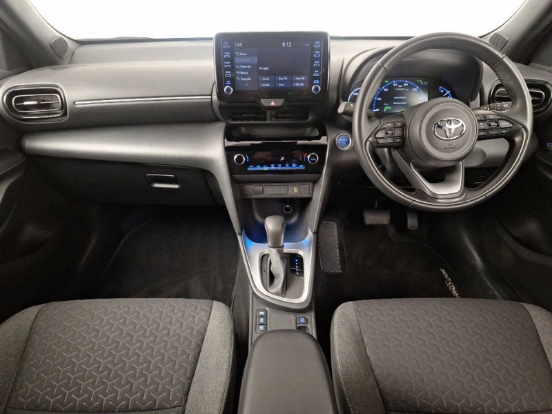 Used Toyota Yaris Cross 2023 for sale - 76707999: Photo 2