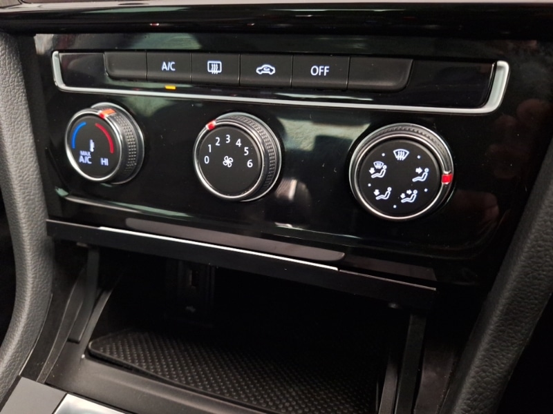 Used Volkswagen Golf 2019 for sale - 76238299: Photo 13