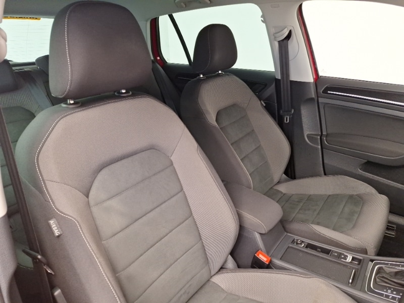 Used Volkswagen Golf 2019 for sale - 76238299: Photo 19