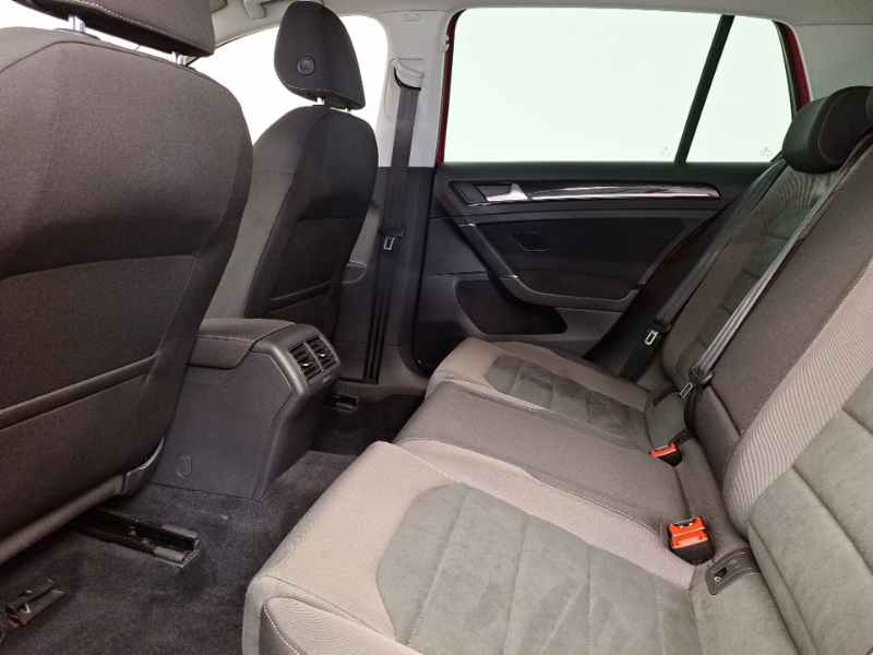 Used Volkswagen Golf 2019 for sale - 76238299: Photo 6