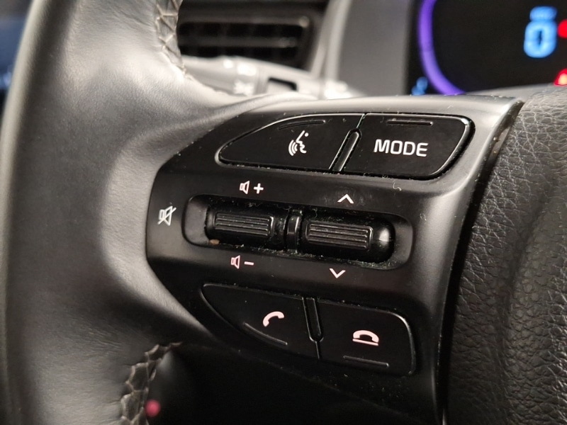 Used Kia Stonic 2024 for sale - 77716737: Photo 17