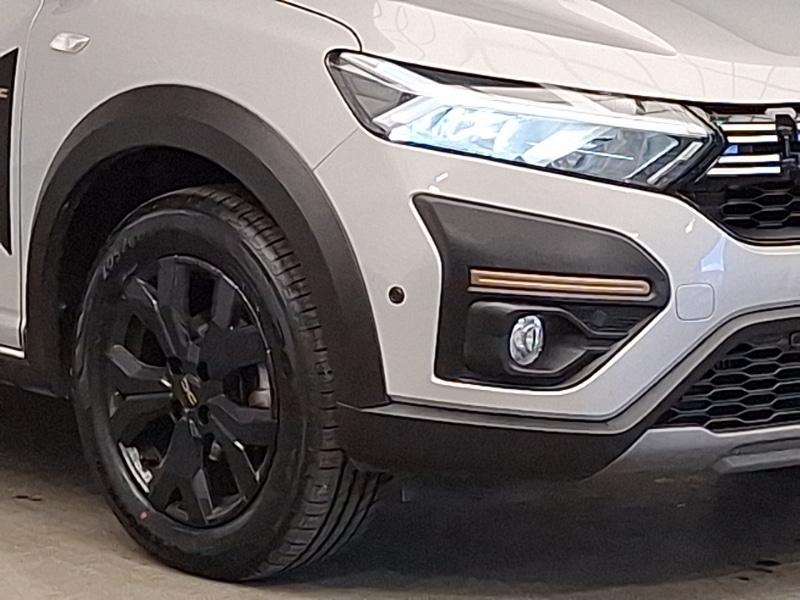 Used Dacia Sandero Stepway 2024 for sale - 78202976: Photo 9