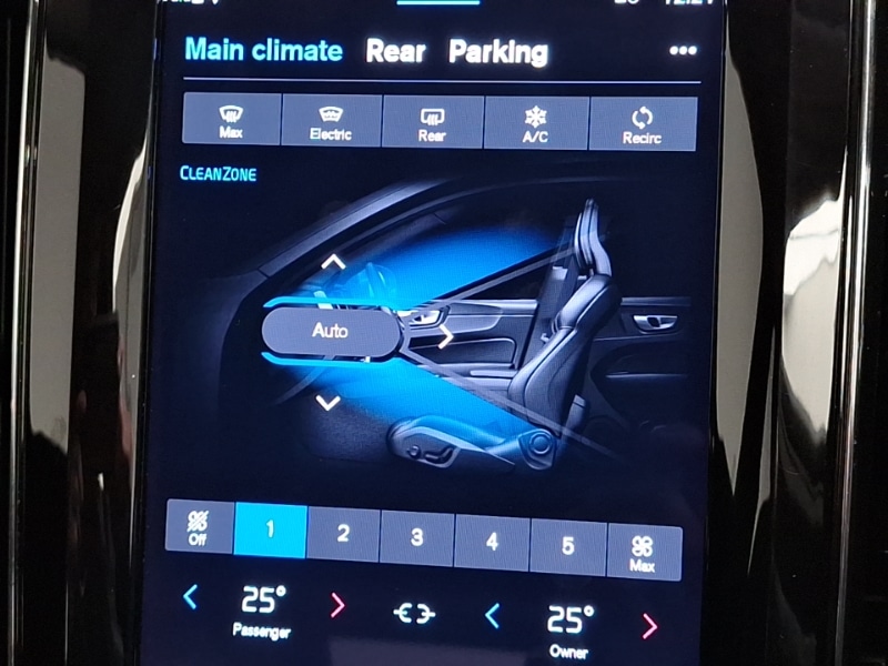 Used Volvo XC60 2023 for sale - 77114539: Photo 14