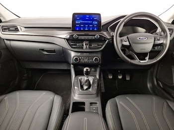 Used Ford Kuga 2022 for sale - 76129820: Photo 2
