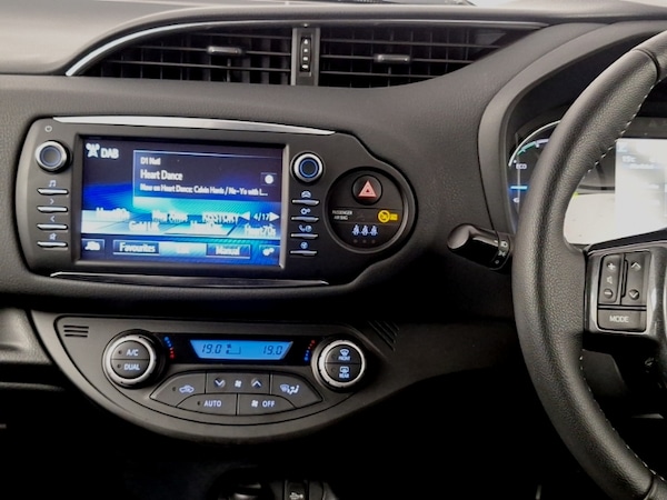 Used Toyota Yaris 2020 for sale - 76066768: Photo 10
