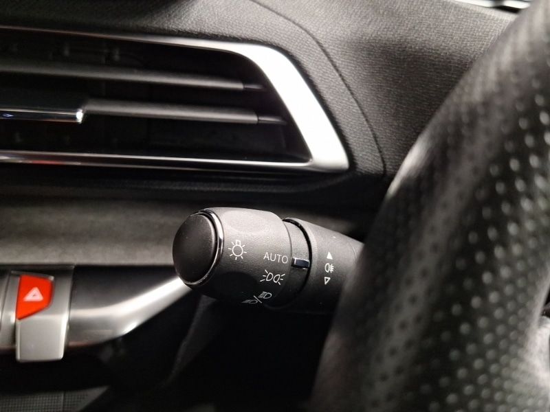 Used Peugeot 3008 2022 for sale - 77623243: Photo 18