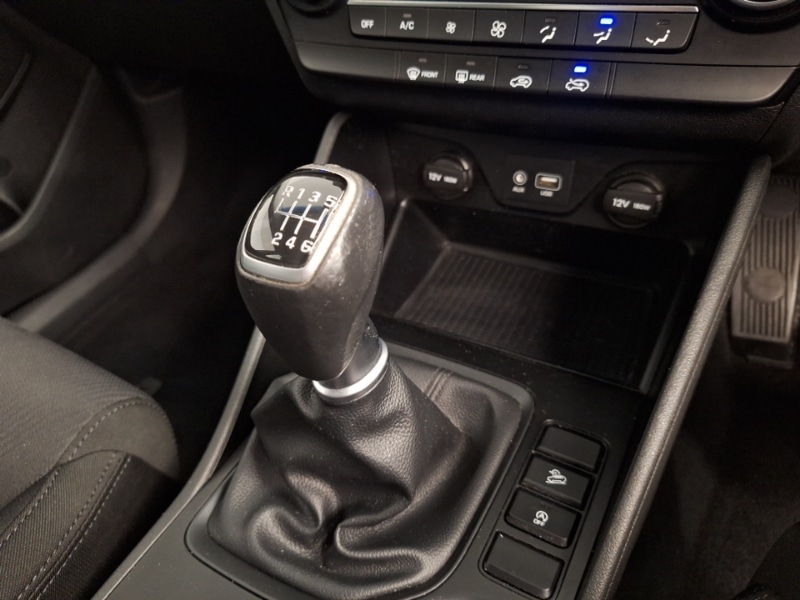 Used Hyundai TUCSON 2018 for sale - 76325420: Photo 19