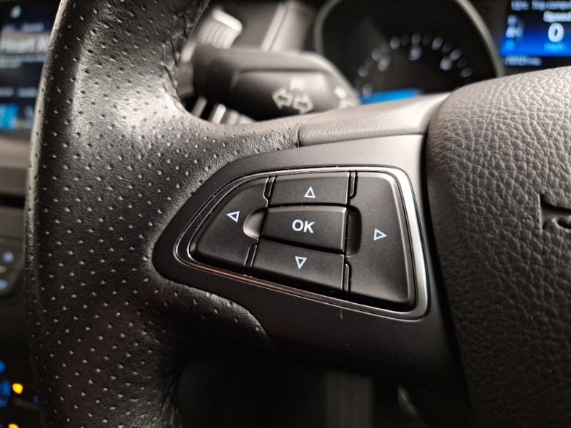 Used Ford Focus 2017 for sale - 76924902: Photo 15